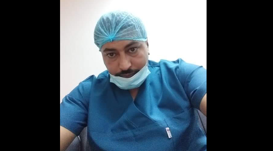 Dr-Hussam-selfie
